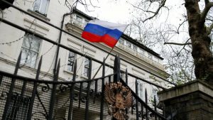 Rusia retira a