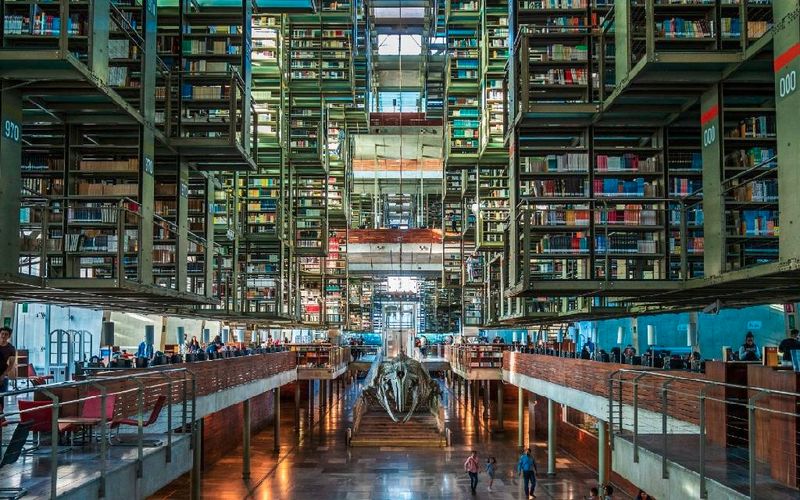 La Biblioteca